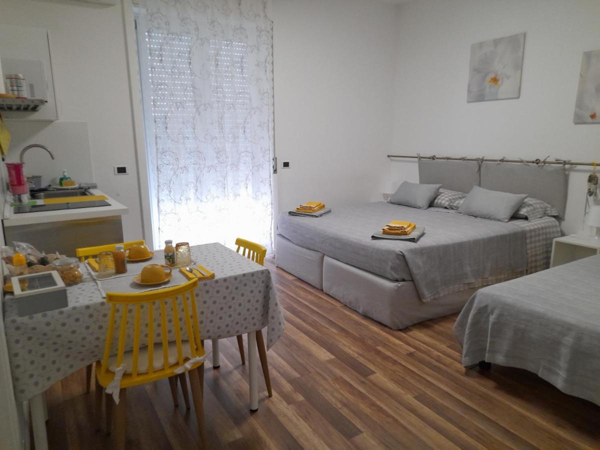 Cristel Malpensa Room Cardano Al Campo Εξωτερικό φωτογραφία